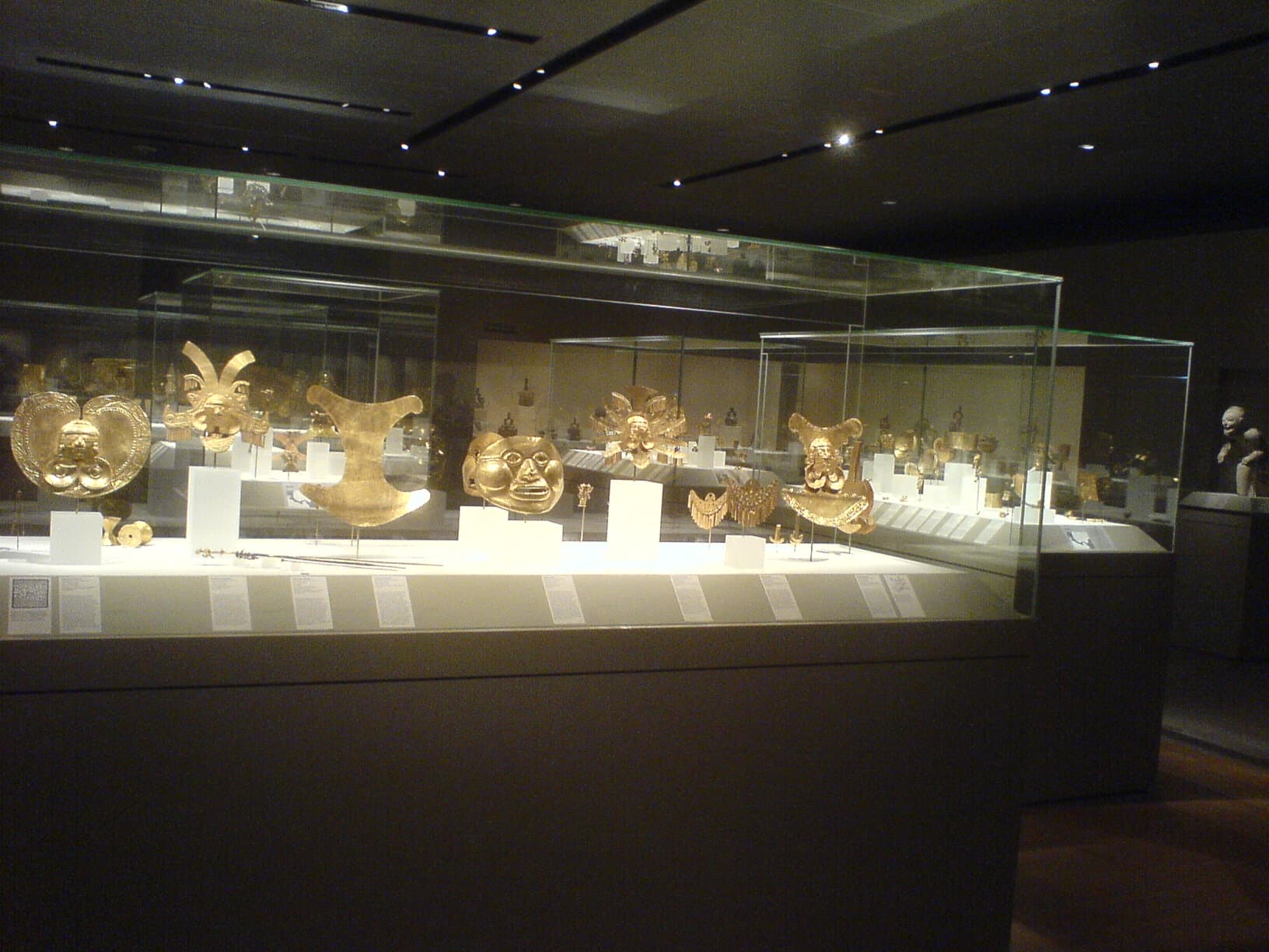 Museum exhibit of Inca gold artifacts