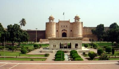 importance of mughal architecture